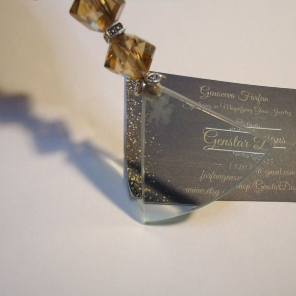 Magnifying Glass Triangle Shape Champagne Crystal Handle Pendant Necklace - Picture 11 of 11